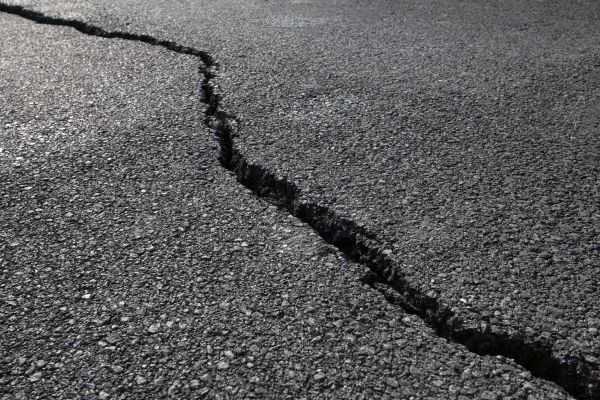 Cost of Asphalt Crack Filling in Mishawaka
