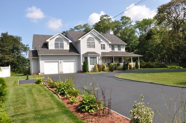 Driveway Resealing in Mishawaka