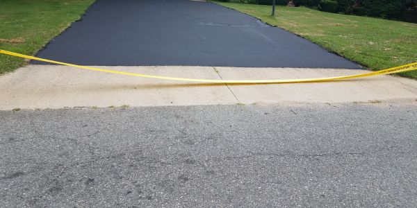 Driveway Sealcoating in Mishawaka